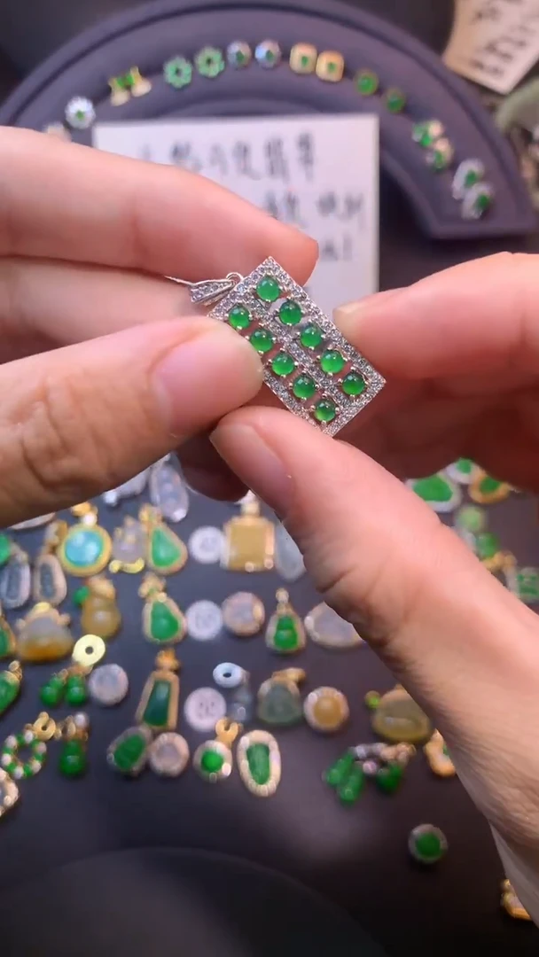 吊坠(不含链)银S925镶嵌翡翠1
