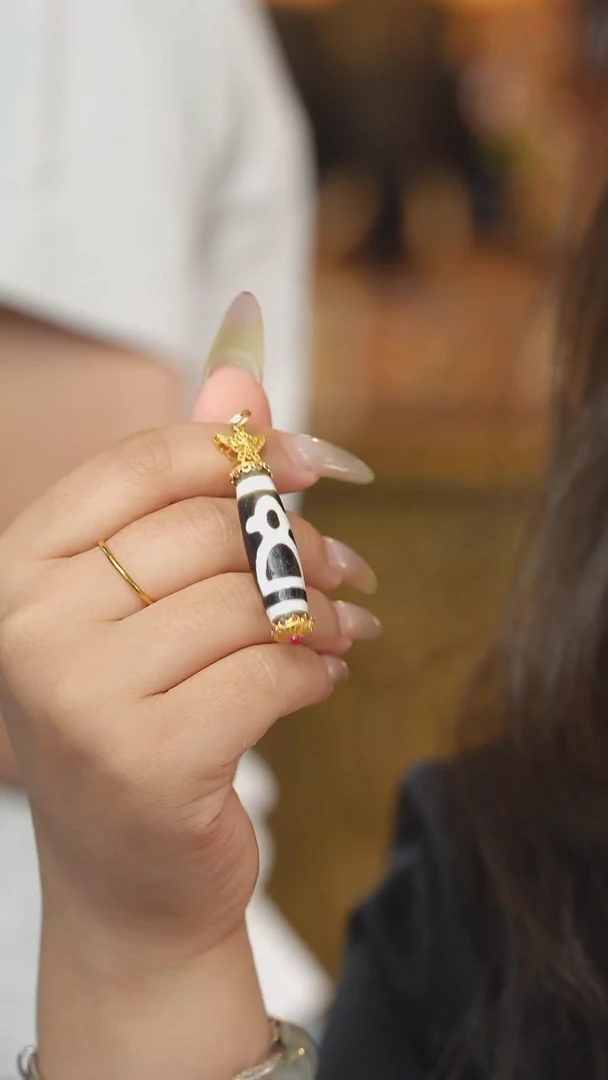 未镶嵌颈饰玛瑙/玉髓（覆膜）Q34122多样性发其一