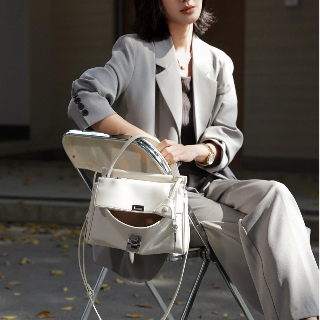 2025春夏新款潮流腋下百搭网红复古单肩斜挎包时尚女包 3996