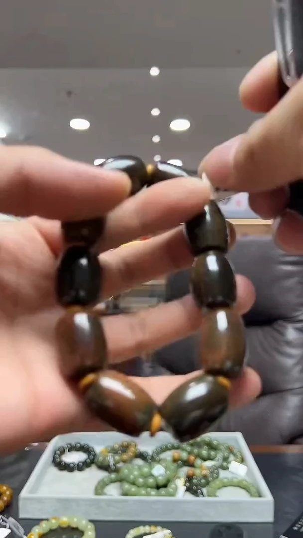 未镶嵌手链透闪石质玉多样性发货其中发一