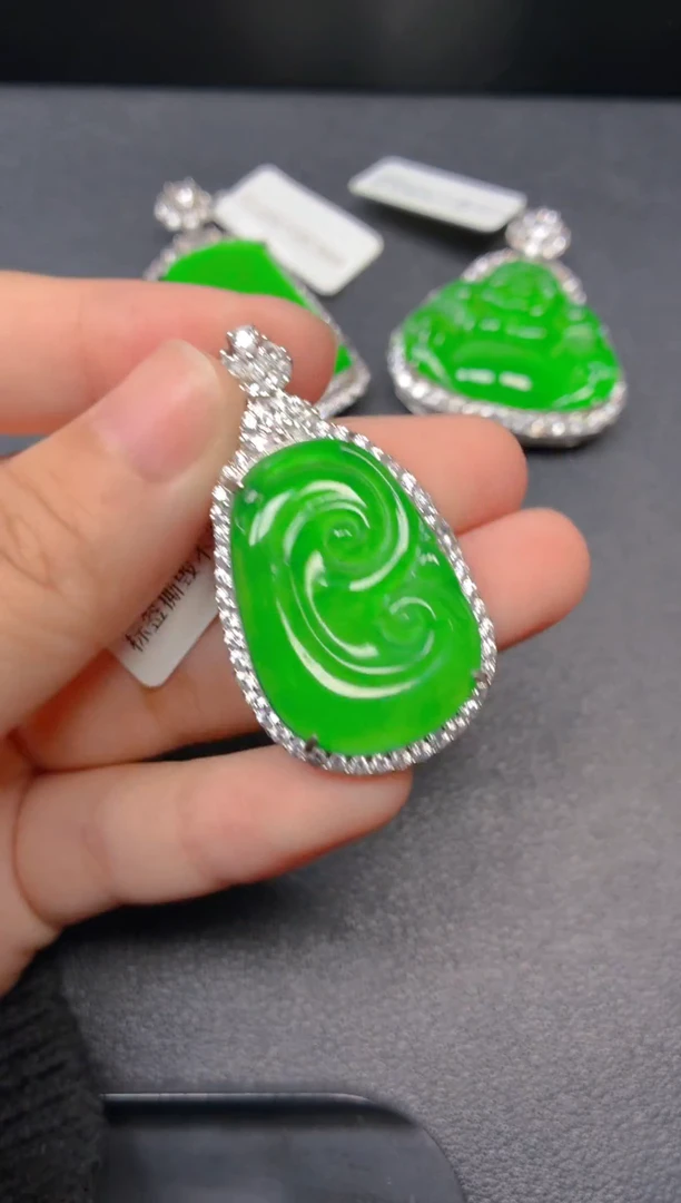 颈饰银S925镶嵌翡翠1