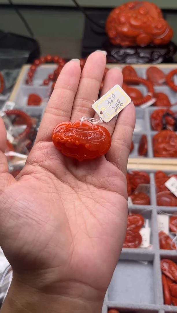 【闪购商品】南红玛瑙珠宝奇石未镶嵌320