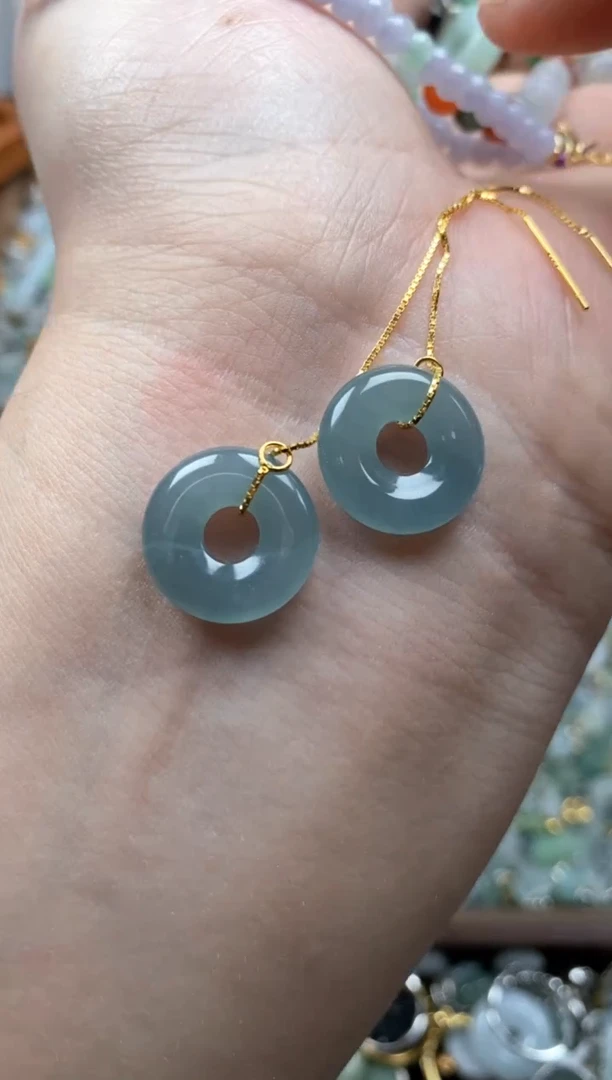 【闪购商品】翡翠颈饰未镶嵌哥哥