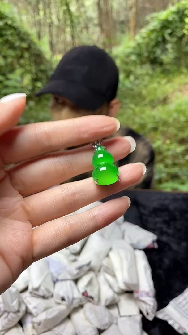 满色吊坠  所见即所得！