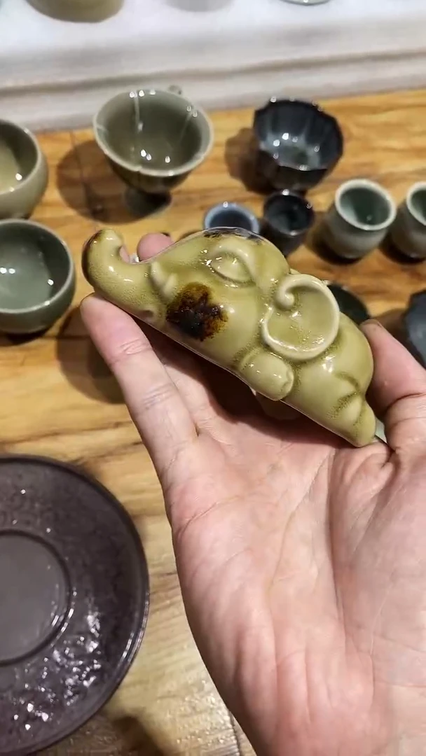 【山隐青瓷】龙窑柴烧小象