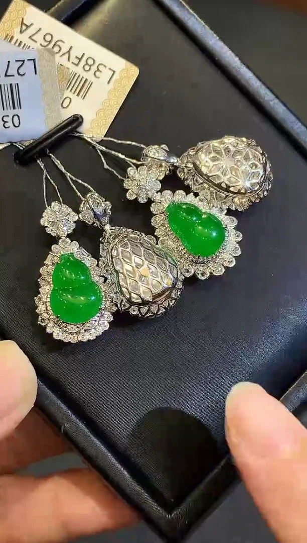 翡翠18K金镶嵌吊坠(不含链)CY多样性发其一