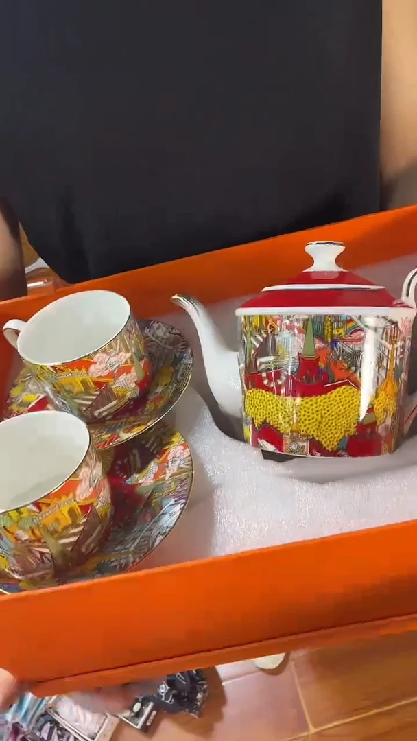 杯鸿辉家品牌瓷器，京东包邮！