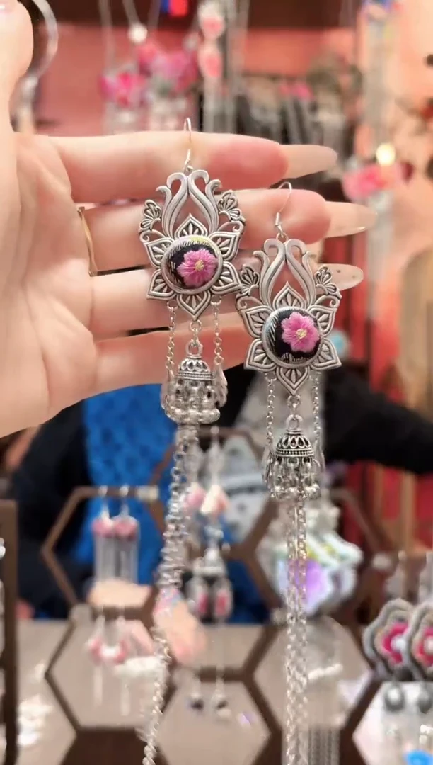 织绣云织谣民族风精美饰品55*