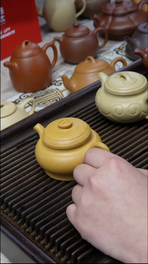 【闪购商品】紫砂茶壶99纯红定制