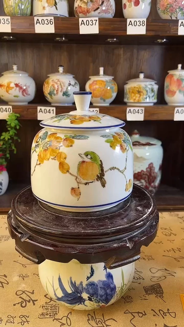 【闪购商品】纯手工手绘枇杷鸟储物罐