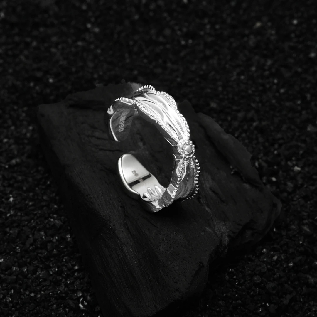 足银戒指 足银990在逃公主蝴蝶戒指 潮流气质 手圈可调 （JZ9830）