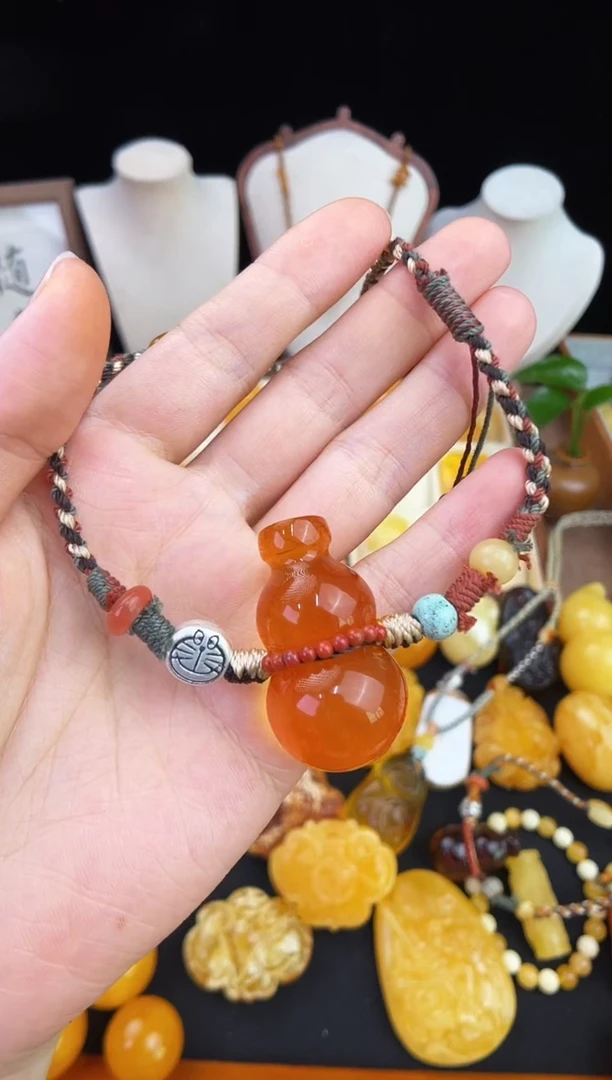 琥珀未镶嵌珠宝奇石柒月