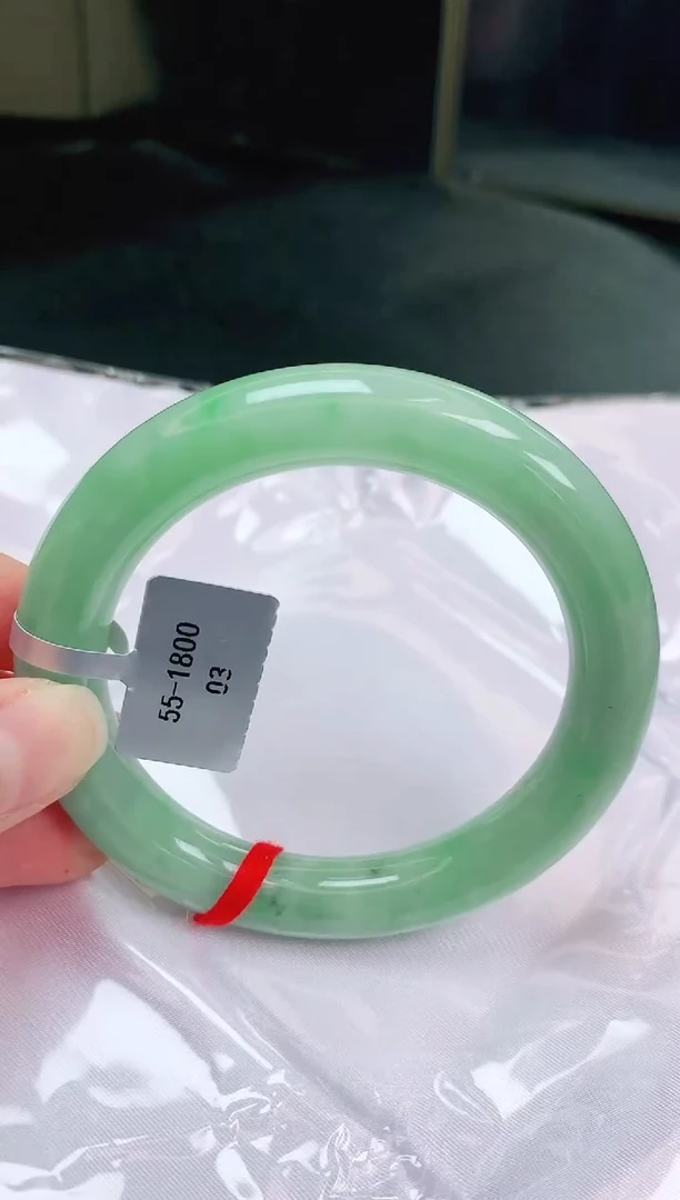 未镶嵌手镯翡翠缅甸天然A货翡翠手镯