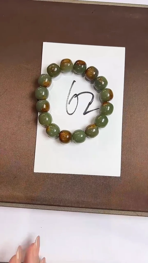 未镶嵌手串透闪石质玉多样性发货其中发一