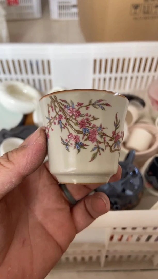 杯无运费险有瑕疵的摄影的产品有使用过的痕迹有点脏介意勿拍