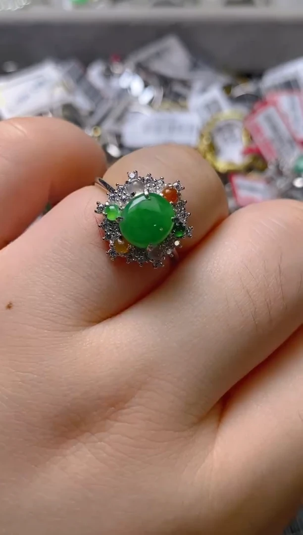 银S925镶嵌戒指翡翠百内无证书