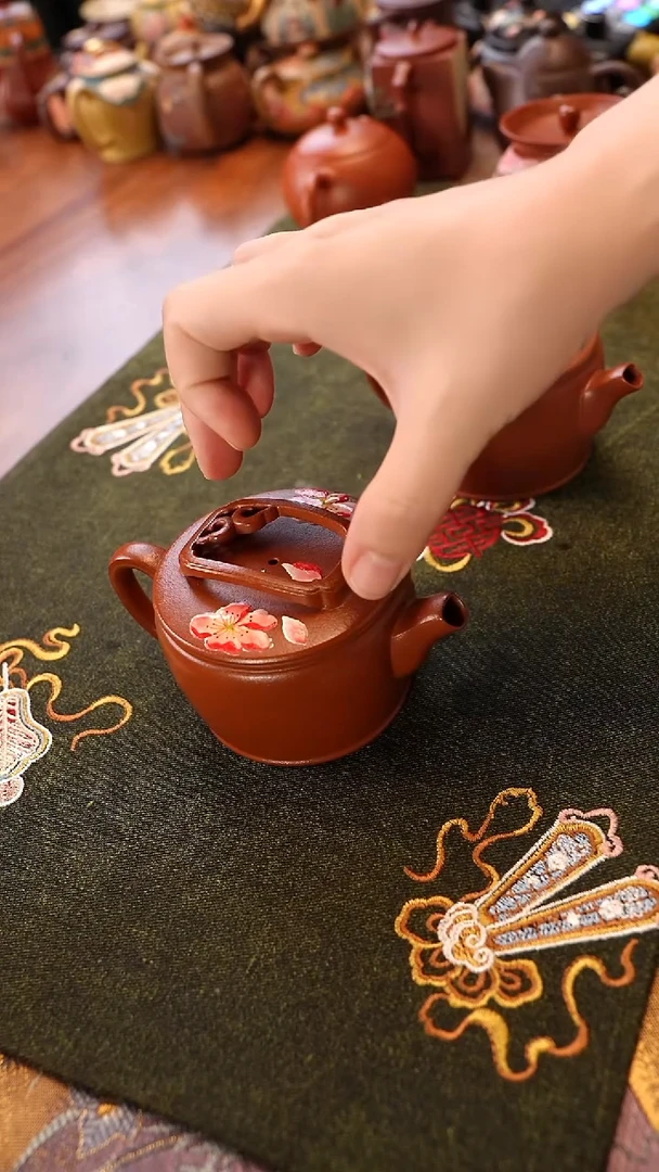茶壶紫砂朱泥窗景汉瓦壶