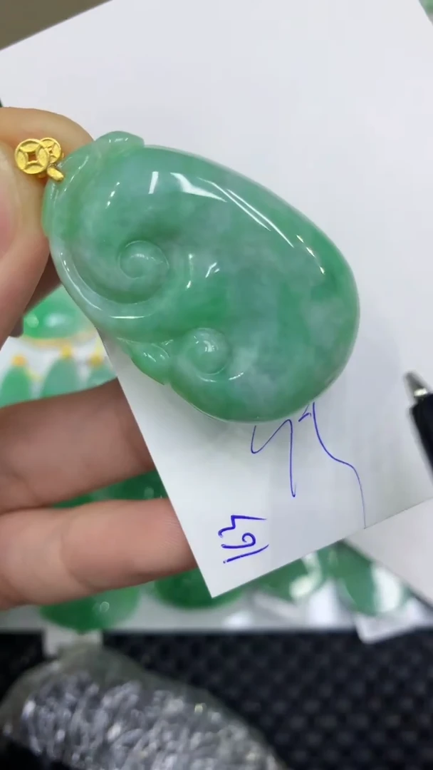 颈饰未镶嵌翡翠缅甸A货翡翠