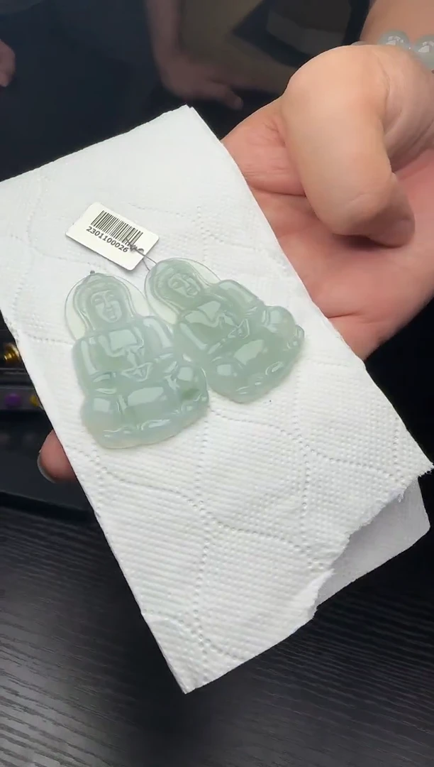 翡翠未镶嵌颈饰29898（多样性发货一个）