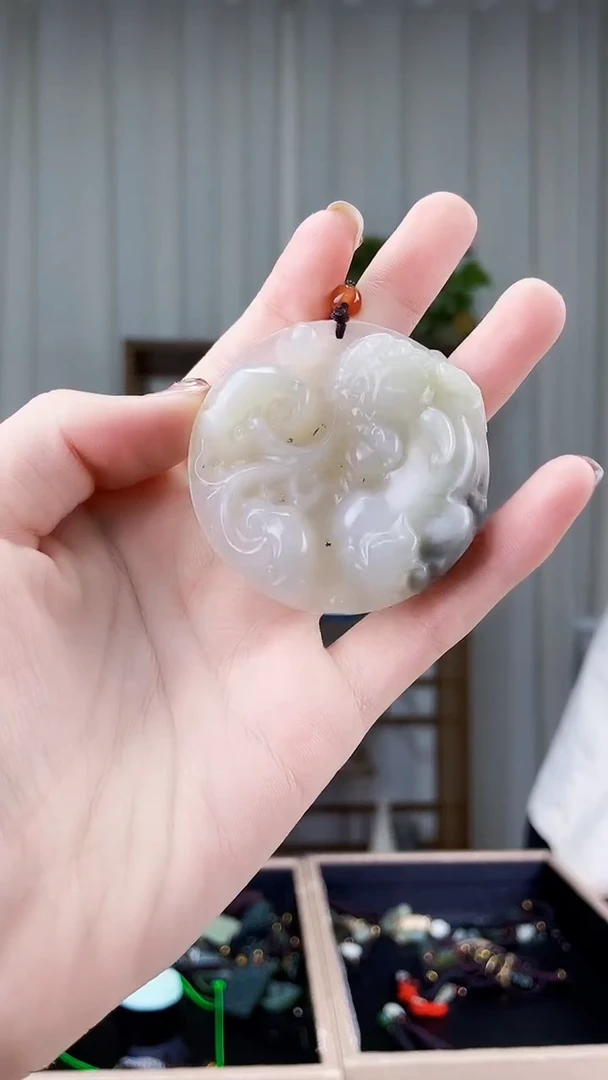 颈饰未镶嵌和田玉拍一发一，多样性发货