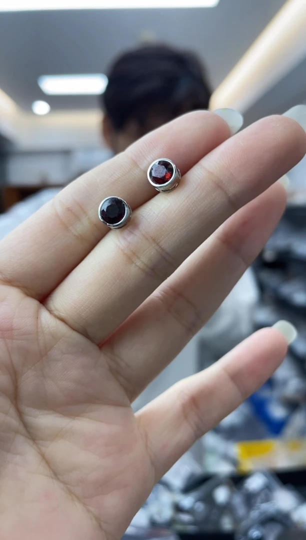 【闪购商品】石榴石·未镶嵌多样性一件发货