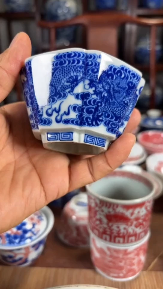 柴窑青花六方龙杯