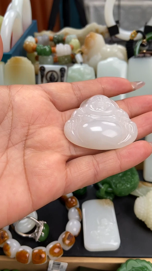 未镶嵌手串和田玉L****6吊坠