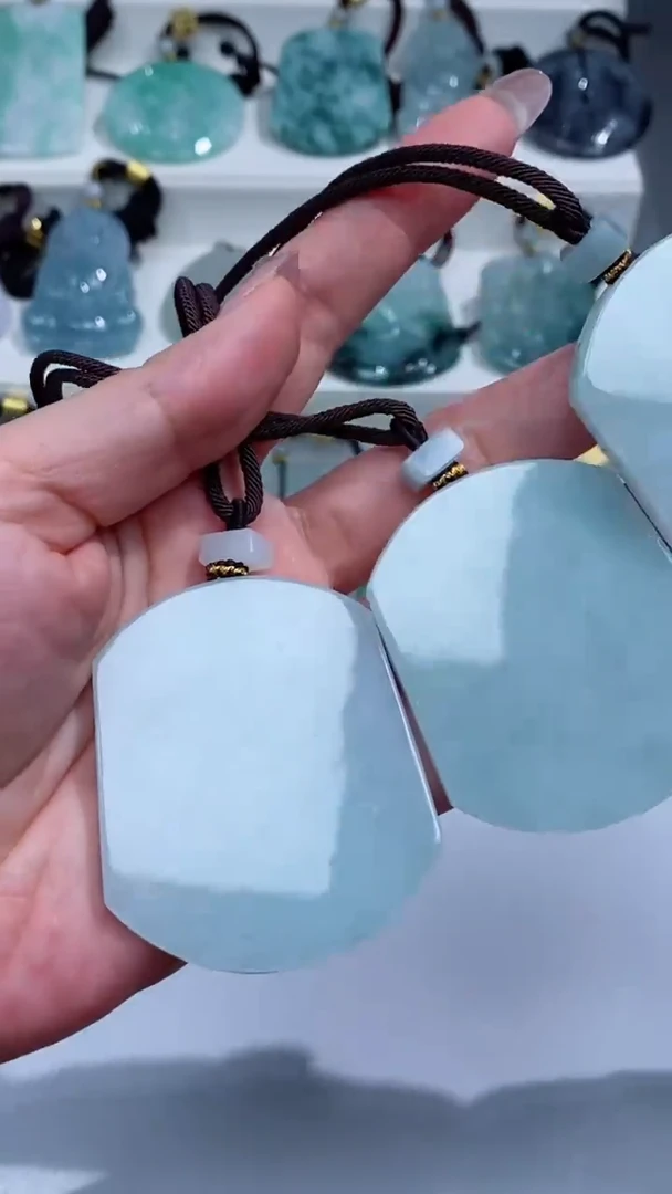 颈饰未镶嵌翡翠吊坠团购多样性发一件