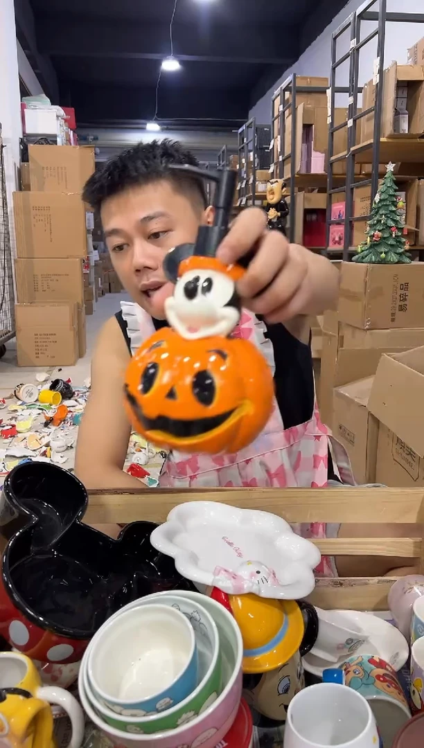 瓷片南瓜米奇按压瓶