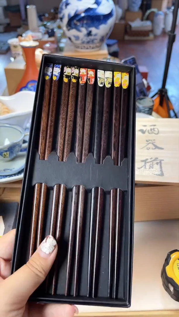 【闪购商品】瓷片筷子。。。。。。。。。