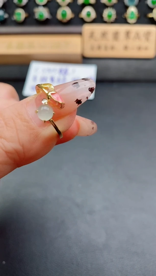 银S925镶嵌戒指翡翠1