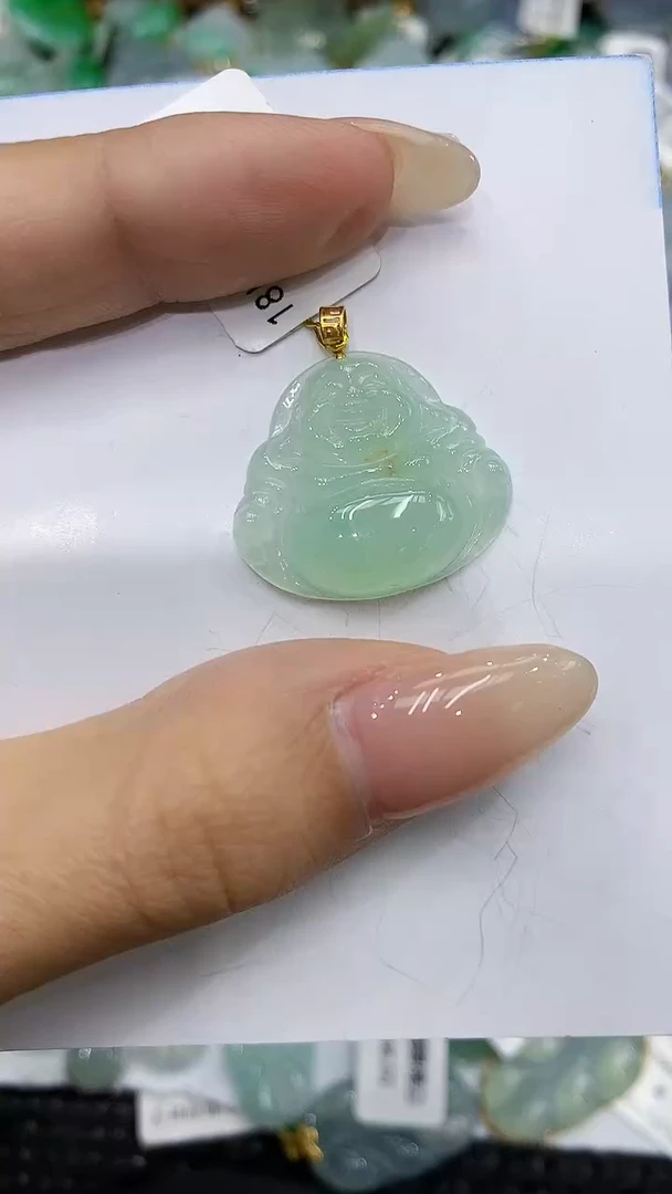 翡翠18K金镶嵌颈饰111111111111