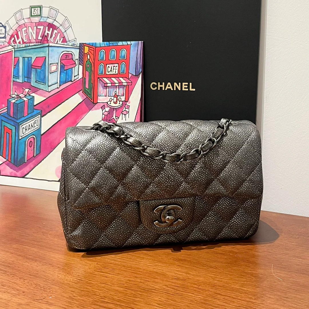 99新 Chanel/香奈儿 灰银荔枝牛大mini女款百搭斜挎包