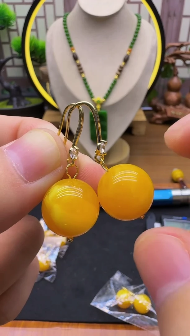 蜜蜡14K金镶嵌耳饰E53