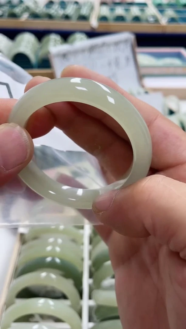 未镶嵌手镯和田玉和田玉手镯53 圈167 号
