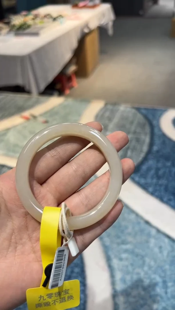 和田玉手镯未镶嵌25【柚子来啦】和田玉拍一发一55+