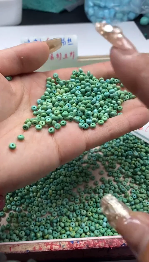 【闪购商品】玛瑙/玉髓颈饰未镶嵌x1122高瓷绿松青黄料隔片*50颗