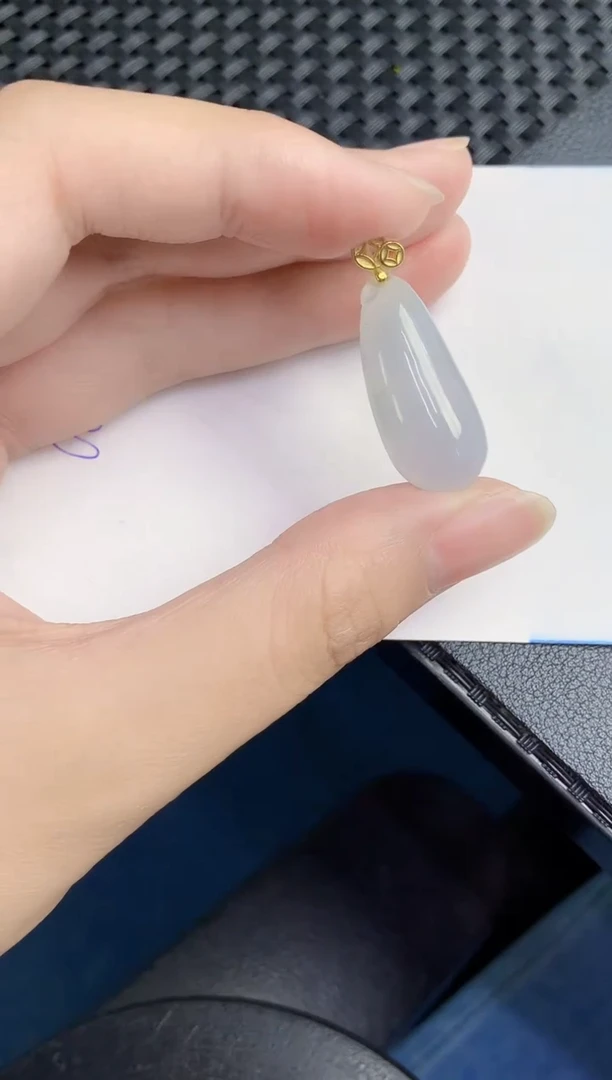 翡翠未镶嵌颈饰天然翡翠緬甸A貨