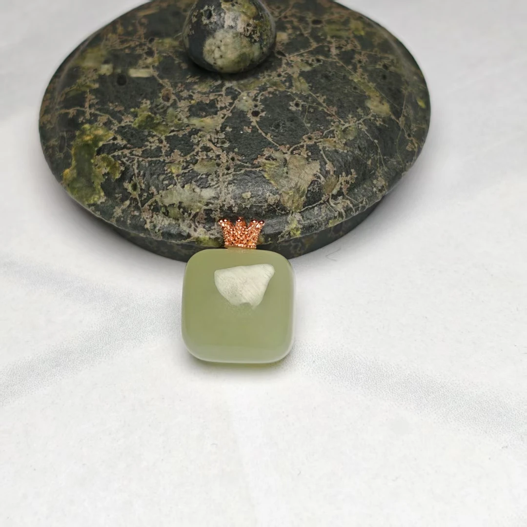 和田玉方糖吊坠（S925银镶）（大小款）