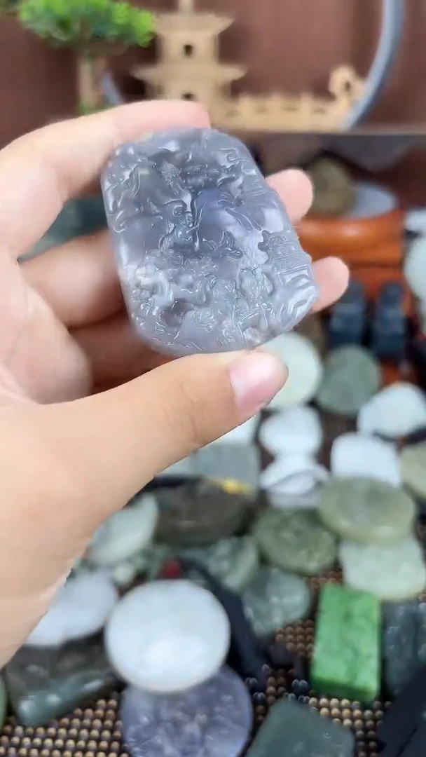 和田玉未镶嵌颈饰1