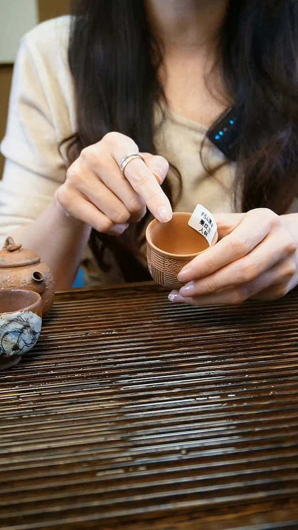 【闪购商品】F54磨砂感老岩泥主人杯