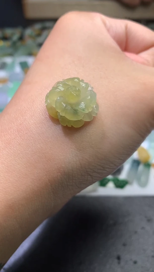 未镶嵌定制翡翠辰***c毛货 18-8.4