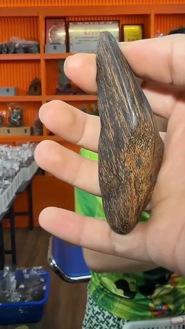 沉香手把件439号多样性发一