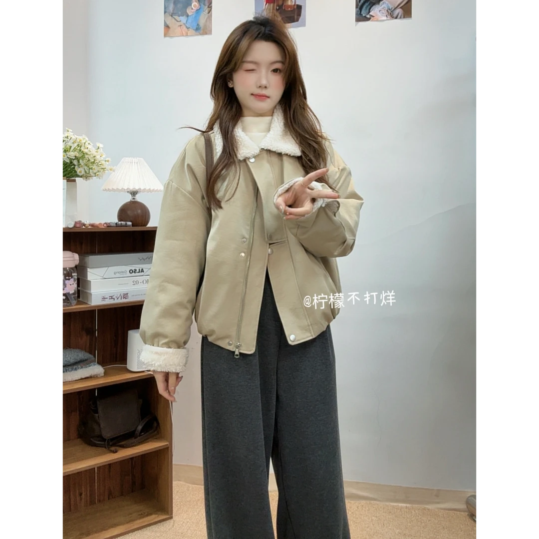 2025新款羊羔毛拼接翻领派克棉服外套女秋冬新款时尚百搭上衣女