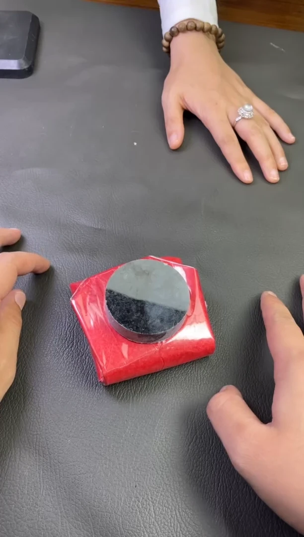 未镶嵌手镯翡翠翡翠手镯一件