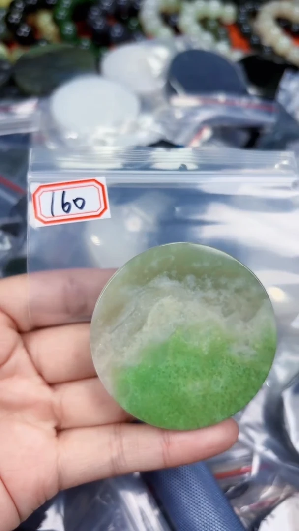 颈饰未镶嵌和田玉和田玉