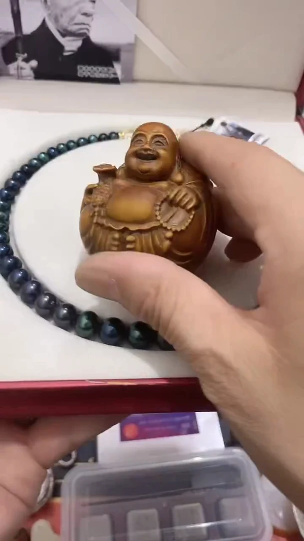 瓷片闪购商品 如图所示