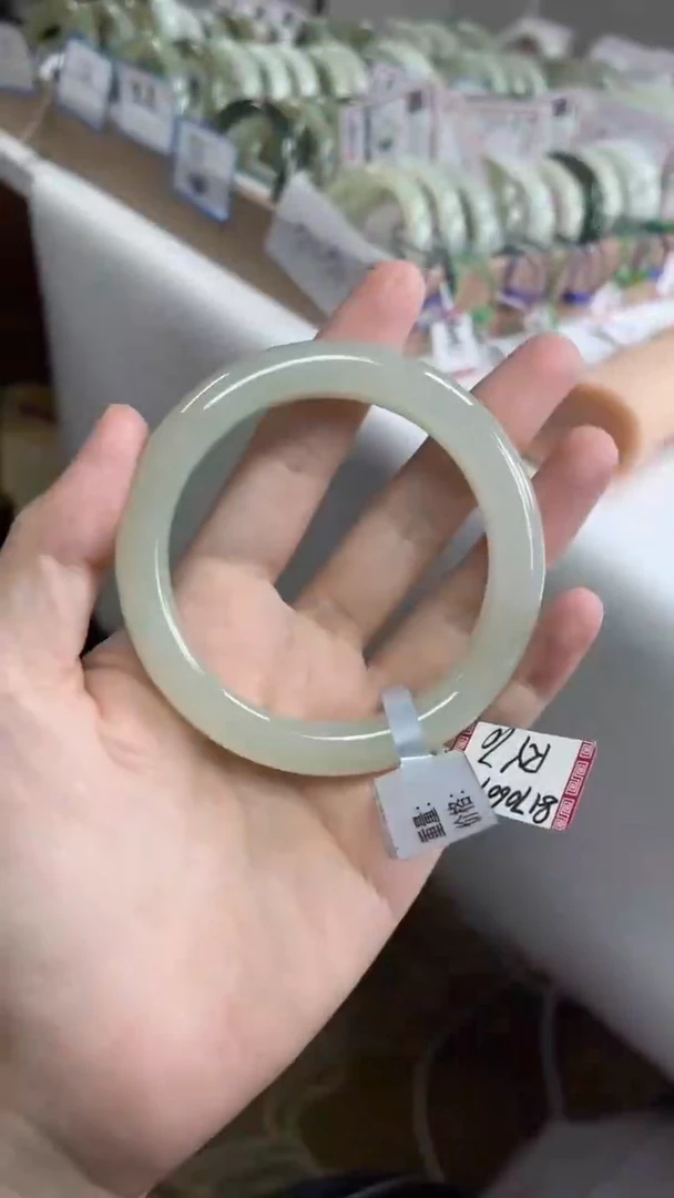 未镶嵌手镯和田玉58