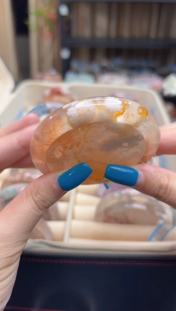 未镶嵌手镯石英质玉170(56圈赠送镯心)