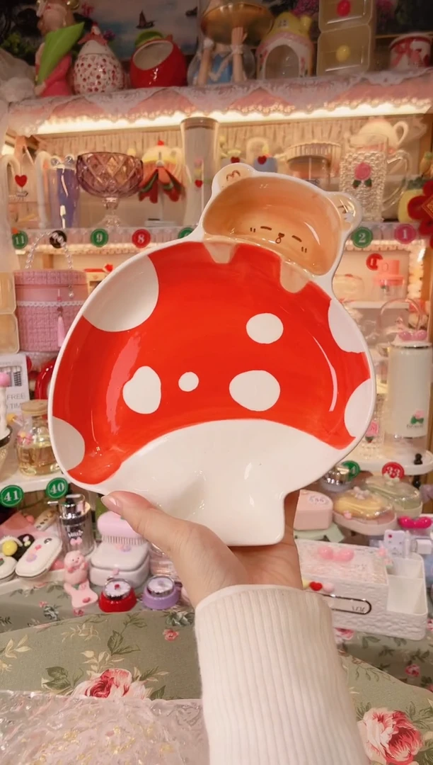 【闪购商品】摆件蘑菇饺子盘开播福利，后天放假，明天发出